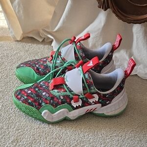Adidas Mens/Womens Christmas Trae Young Basketball Shoes